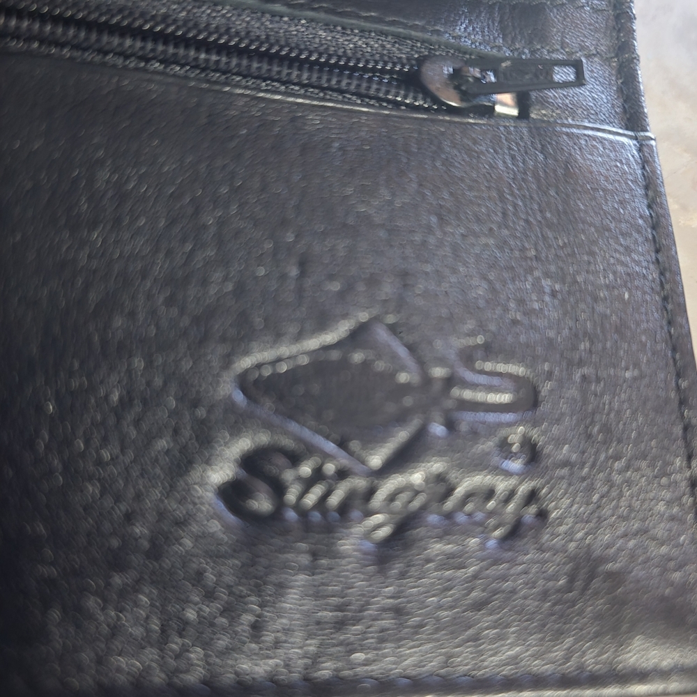 Stingray Leather Black and Cream Tri-Panel Long Wallet - Picture 8 of 14